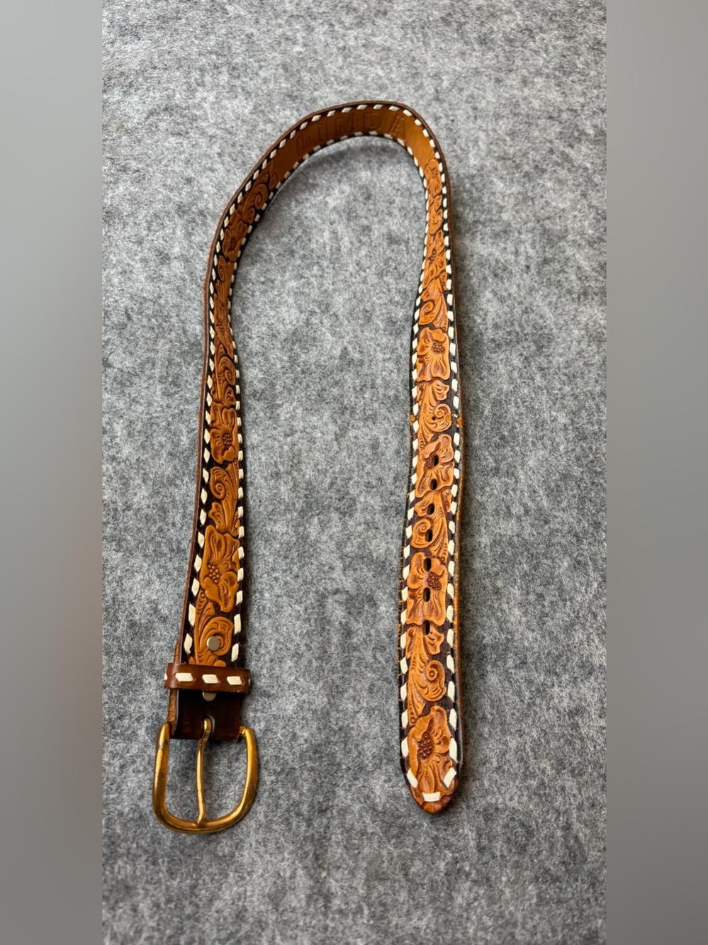 Linda Vintage Genuine Leather Brown Western Belt Size 40 Hand Tooled